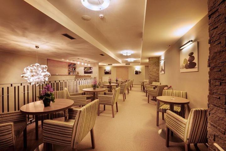 Hotel Bystra Брезно Екстер'єр фото