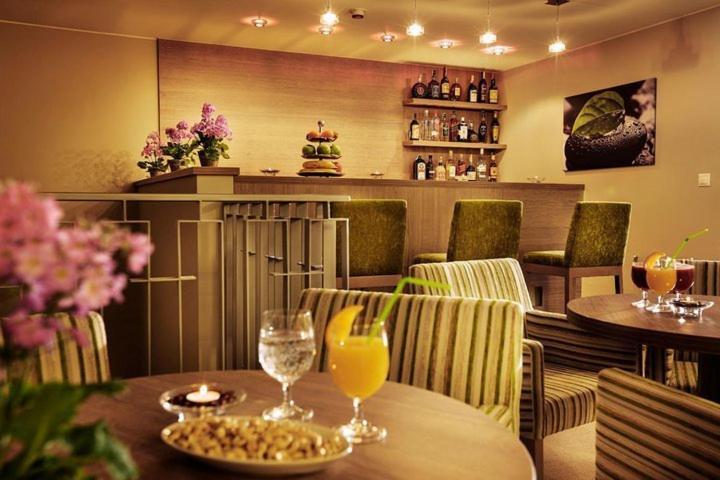 Hotel Bystra Брезно Екстер'єр фото