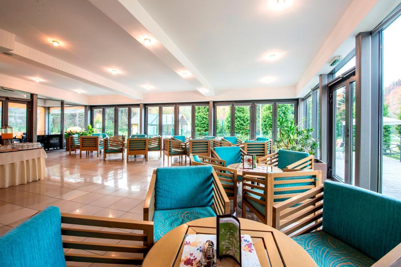 Hotel Bystra Брезно Екстер'єр фото