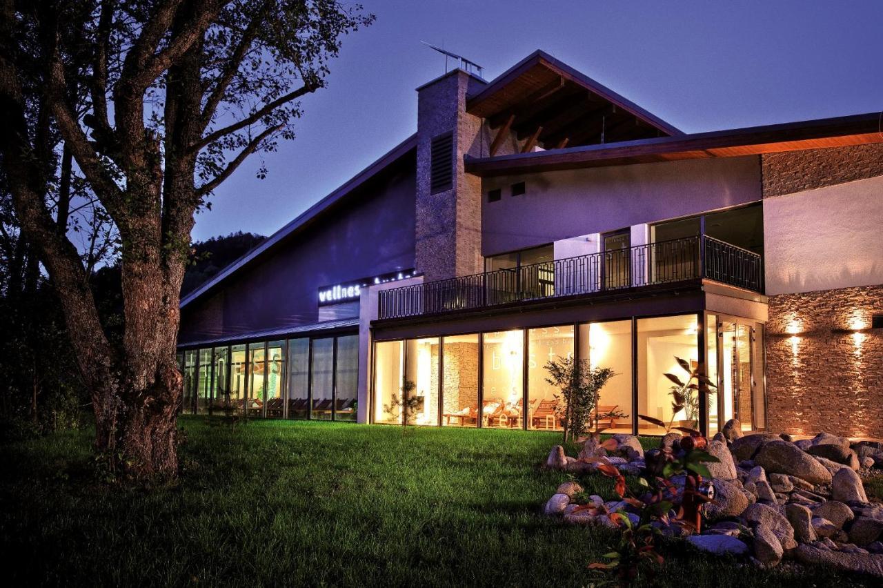 Hotel Bystra Брезно Екстер'єр фото
